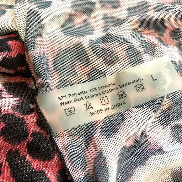 Sarong Cover up Beach Wrap Pink Cheetah Leopard Mini Tie Womens Small - Picture 6 of 8